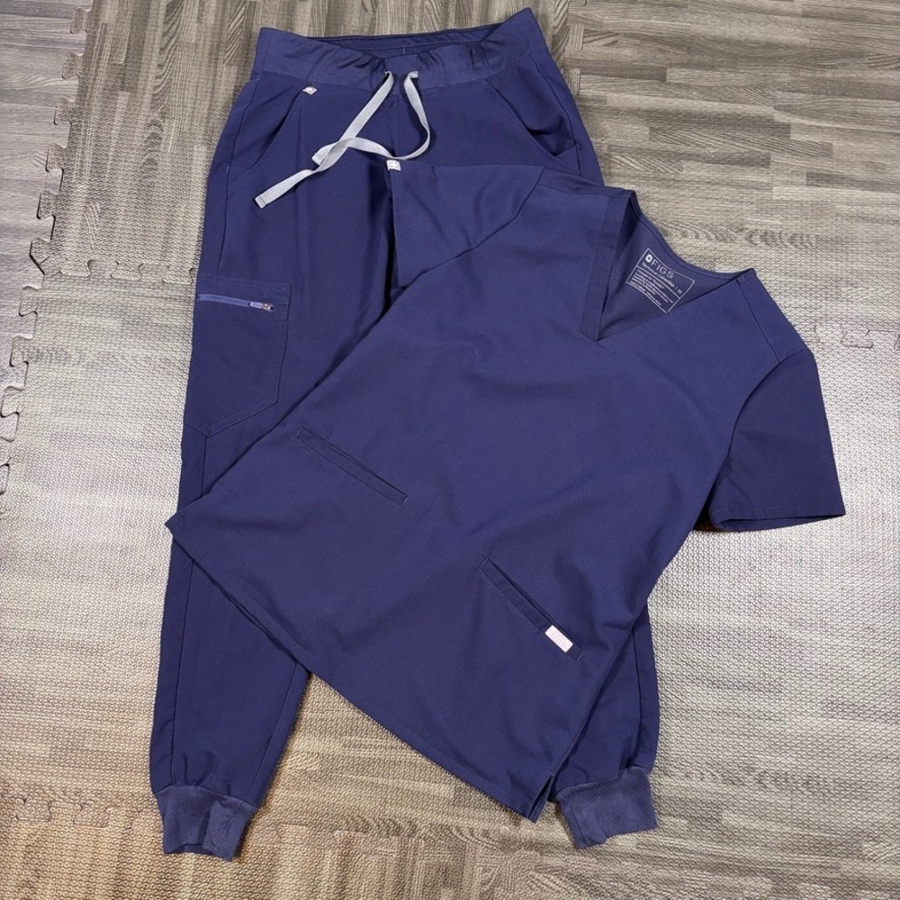 Figs Scrub Set Womens XS Blue Casma 3-Pocket Shirt - XS Blue Zamora Jogger Pants
